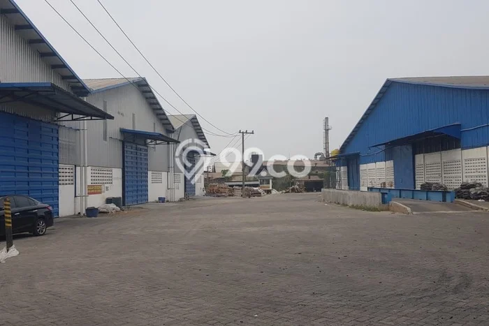 Gudang Disewakan di Kawasan Ramai Pandaan, Pasuruan Gudang Disewakan di Kawasan Ramai Pandaan, Pasuruan