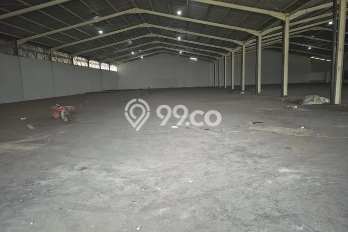 Gudang Disewakan di Kawasan Ramai Pandaan, Pasuruan Gudang Disewakan di Kawasan Ramai Pandaan, Pasuruan