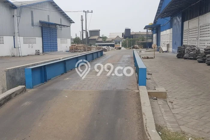 Gudang Disewakan di Kawasan Ramai Pandaan, Pasuruan Gudang Disewakan di Kawasan Ramai Pandaan, Pasuruan