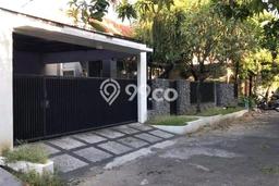 Rumah Modern Cantik 3 KT Bisa Langsung Pindah di Rungkut Rumah Modern Cantik 3 KT Bisa Langsung Pindah di Rungkut