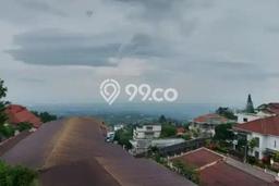 Vila di Prigen, Ukuran 1850m2m², Dekat ke beragam fasilitas umum Vila di Prigen, Ukuran 1850m2m², Dekat ke beragam fasilitas umum