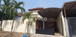 For Sale Rumah 4 Kamar Lokasi Ideal Nyaman dan Strategis di Sidoarjo For Sale Rumah 4 Kamar Lokasi Ideal Nyaman dan Strategis di Sidoarjo