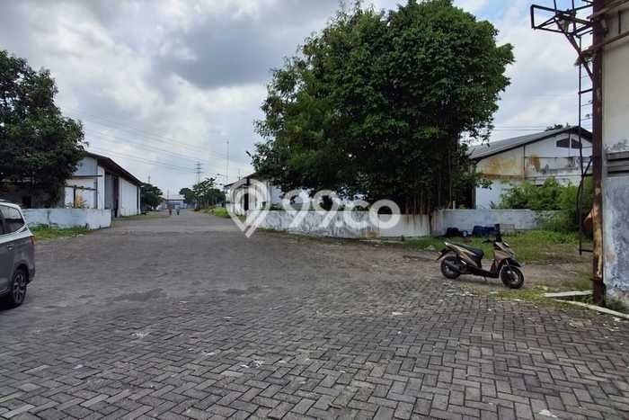 Unit Gudang Paling Strategis di Driyorejo Gresik dengan LB 3195m2 Unit Gudang Paling Strategis di Driyorejo Gresik dengan LB 3195m2