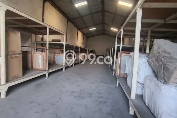 Unit Gudang Tersedia di Margomulyo Spesifikasi LB 360m2 Unit Gudang Tersedia di Margomulyo Spesifikasi LB 360m2