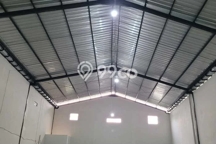 Disewakan Gudang di Wiyung Surabaya LT 250m2, LB 180m2 Disewakan Gudang di Wiyung Surabaya LT 250m2, LB 180m2