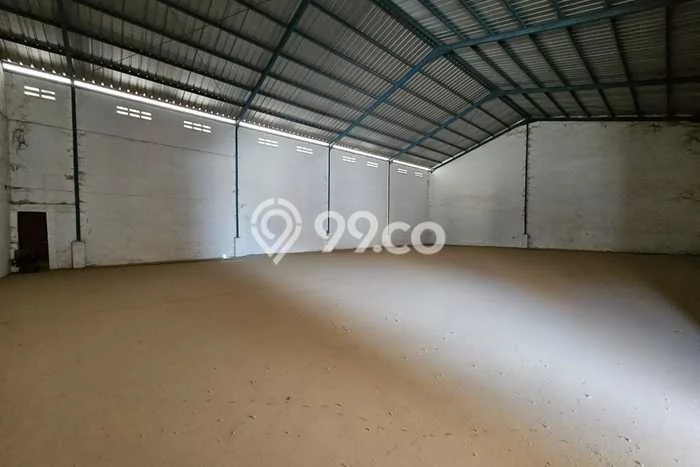 Gudang bagus disewakan di Benowo Surabaya dengan LB 400m2 harga sewa terbaik Gudang bagus disewakan di Benowo Surabaya dengan LB 400m2 harga sewa terbaik