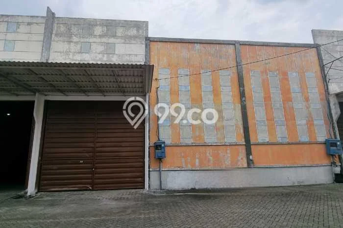 Disewakan Gudang komersial di Driyorejo luas bangunan 350m2 Disewakan Gudang komersial di Driyorejo luas bangunan 350m2