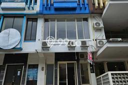 Disewakan Ruko di Kawasan Ramai Citraland Luas 77m2 Disewakan Ruko di Kawasan Ramai Citraland Luas 77m2