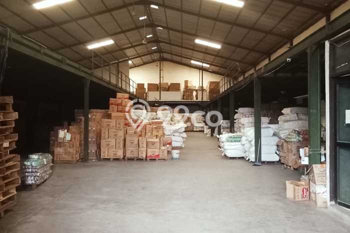 Untuk Dijual! Gudang di Manukan Surabaya LT 1200m2 / LB 960m2 Kawasan Strategis Untuk Dijual! Gudang di Manukan Surabaya LT 1200m2 / LB 960m2 Kawasan Strategis