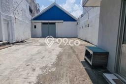 Disewakan Gudang di Kawasan Ramai Surabaya Kota Luas 500m2 Disewakan Gudang di Kawasan Ramai Surabaya Kota Luas 500m2