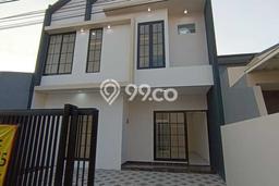 Dijual Hunian Rumah Nyaman 4 Kamar di Mulyosari, Surabaya Dijual Hunian Rumah Nyaman 4 Kamar di Mulyosari, Surabaya