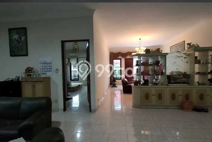 Rumah Elit Modern Siap Huni di Darmo permai Surabaya Rumah Elit Modern Siap Huni di Darmo permai Surabaya