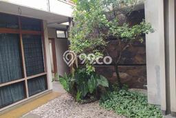 INVESTASI TEPAT! Rumah di Riau, LT 405m² Bangunan 215m² INVESTASI TEPAT! Rumah di Riau, LT 405m² Bangunan 215m²