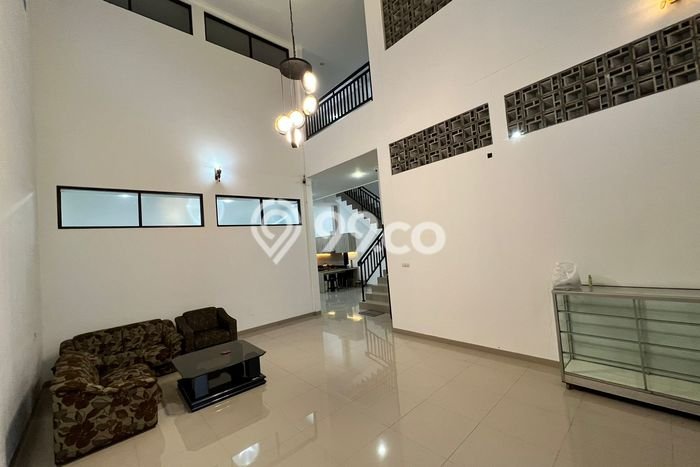 Dijual Rumah Luas Elegan Dengan View Cantik di Leuwi Panjang, Bandung Dijual Rumah Luas Elegan Dengan View Cantik di Leuwi Panjang, Bandung