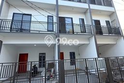 Dijual Hunian Rumah Terawat 3 Kamar di Duri Kepa, Jakarta Barat Dijual Hunian Rumah Terawat 3 Kamar di Duri Kepa, Jakarta Barat