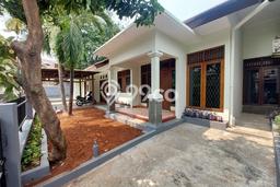 Rumah Elit Modern Tanpa Renovasi di Kemanggisan Jakarta Barat Rumah Elit Modern Tanpa Renovasi di Kemanggisan Jakarta Barat