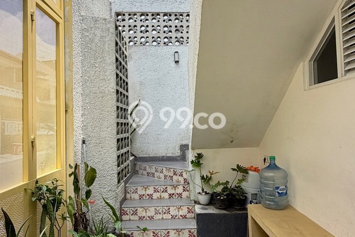 Unit Kost Dijual di Tanjung Duren dengan 13 Kamar Area Strategis Unit Kost Dijual di Tanjung Duren dengan 13 Kamar Area Strategis