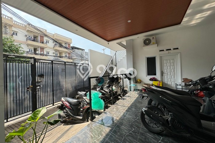 Unit Kost Dijual di Tomang dengan 34 Kamar Kawasan Ramai Unit Kost Dijual di Tomang dengan 34 Kamar Kawasan Ramai