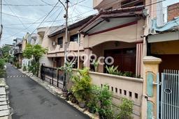 Jual Rumah Luas Megah Dengan View Cantik di Tanjung Duren, Jakarta Barat Jual Rumah Luas Megah Dengan View Cantik di Tanjung Duren, Jakarta Barat