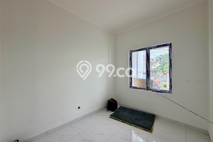 Ready to Use! Luxury House LT 78m2 Desain Elegan di Duri Kepa Ready to Use! Luxury House LT 78m2 Desain Elegan di Duri Kepa