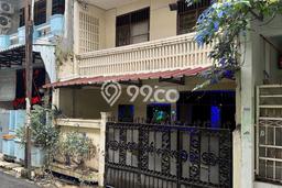 Dijual Rumah Eksklusif 3 KT di Tanjung Duren, Jakarta Barat Dijual Rumah Eksklusif 3 KT di Tanjung Duren, Jakarta Barat