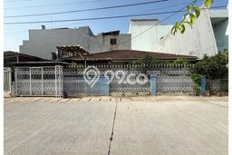 Ready to Use! Premium House LT 240m2 Desain Modern di Duri Kepa Ready to Use! Premium House LT 240m2 Desain Modern di Duri Kepa