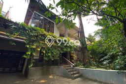 Disewakan Rumah Konsep Minimalis di Kebayoran Baru Jakarta Selatan dengan 8 Kamar Disewakan Rumah Konsep Minimalis di Kebayoran Baru Jakarta Selatan dengan 8 Kamar