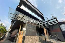 Komersial Bagus Dijual LB 1800m2 Lokasi Strategis Jakarta Selatan Area Cocok untuk Berbisnis Komersial Bagus Dijual LB 1800m2 Lokasi Strategis Jakarta Selatan Area Cocok untuk Berbisnis