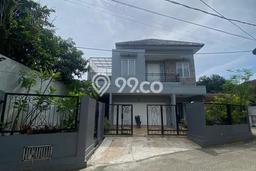 Jual Rumah Mewah Megah Dengan View Cantik di Cinere, Jakarta Selatan Jual Rumah Mewah Megah Dengan View Cantik di Cinere, Jakarta Selatan