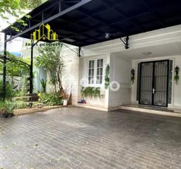 Best Deal Hunian Premium Ideal dan Luas di Menteng, Jakarta Pusat Best Deal Hunian Premium Ideal dan Luas di Menteng, Jakarta Pusat