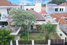 Siap Huni Rumah Mewah 6 Kamar di Menteng Dekat ke Mana Pun Siap Huni Rumah Mewah 6 Kamar di Menteng Dekat ke Mana Pun