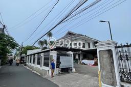 Dijual Rumah Premium dengan Fasilitas Sekitar Komplit di Pancoran, Jakarta Selatan Dijual Rumah Premium dengan Fasilitas Sekitar Komplit di Pancoran, Jakarta Selatan