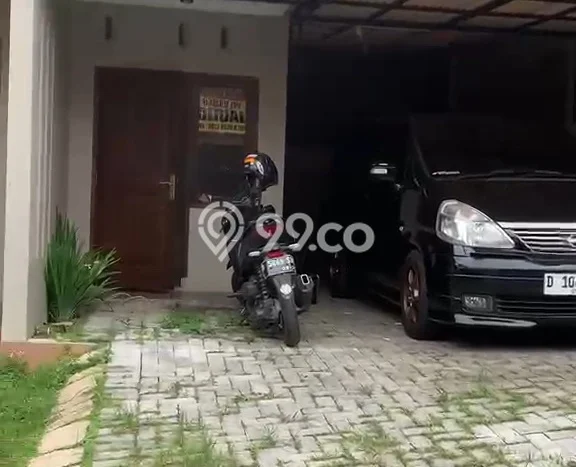 Dijual Rumah Strategis Bagus Punya 2 KT di Cimahi Tengah Cimahi - Dijual Rumah Strategis Bagus Punya 2 KT di Cimahi Tengah Cimahi -