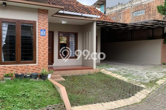 Dijual Rumah Strategis Bagus Punya 2 KT di Cimahi Tengah Cimahi - Dijual Rumah Strategis Bagus Punya 2 KT di Cimahi Tengah Cimahi -