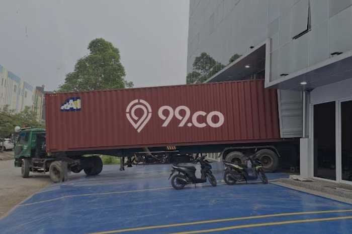 Gudang Disewa di Jakarta Barat dengan LB 738m2 Area Komersial Ramai Gudang Disewa di Jakarta Barat dengan LB 738m2 Area Komersial Ramai