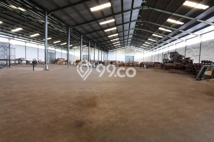 Gudang Dijual di Prime Area Surabaya Luas 5500m2 Gudang Dijual di Prime Area Surabaya Luas 5500m2