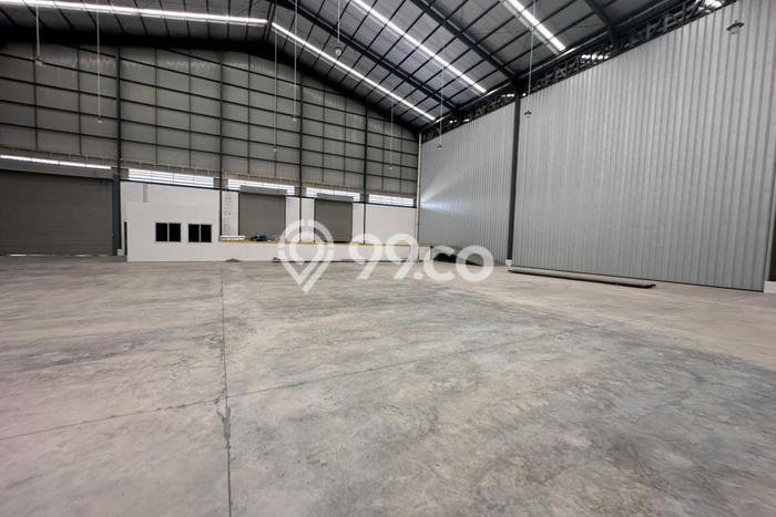 Disewakan Gudang Kawasan , Luas 1800m2m², Area Potensial Disewakan Gudang Kawasan , Luas 1800m2m², Area Potensial