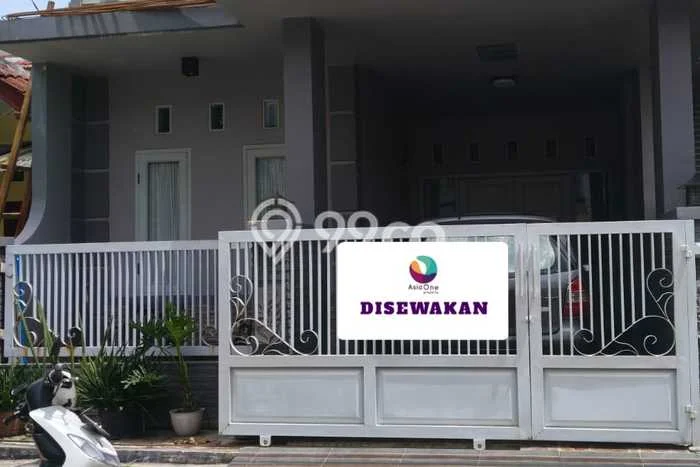 Disewakan! Rumah 3 Kamar Tidur &
2 Kamar Mandi di Prima Harapan, Bekasi Disewakan! Rumah 3 Kamar Tidur &
2 Kamar Mandi di Prima Harapan, Bekasi