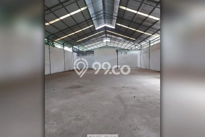 Area Ramai! Gudang Dijual di Deli Tua untuk Bisnis Luas Bangunan 720m2 Area Ramai! Gudang Dijual di Deli Tua untuk Bisnis Luas Bangunan 720m2