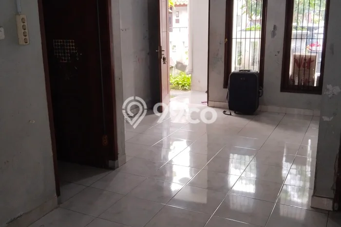 Lokasi strategis! Rumah siap huni dikontrakkan di Rawalumbu LB 90m2 Lokasi strategis! Rumah siap huni dikontrakkan di Rawalumbu LB 90m2
