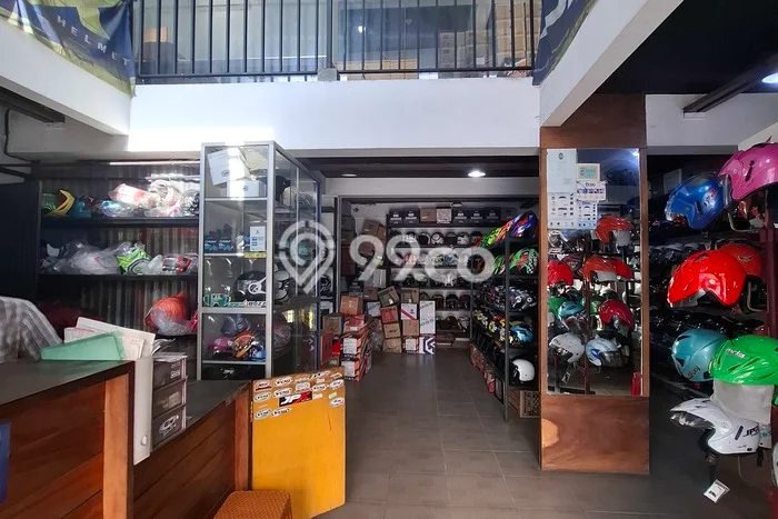Unit Komersial Dijual di Wirobrajan Yogyakarta 216m2 Unit Komersial Dijual di Wirobrajan Yogyakarta 216m2