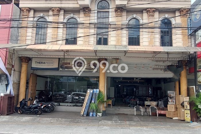 Komersial untuk Disewa di Pusat Yogyakarta Luas Bangunan 1000m2 Komersial untuk Disewa di Pusat Yogyakarta Luas Bangunan 1000m2