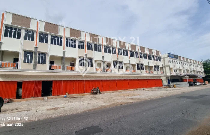 Ruko Dijual di Pontianak Kota LT 121m2, LB 202m2 Solusi Investasi Cerdas Ruko Dijual di Pontianak Kota LT 121m2, LB 202m2 Solusi Investasi Cerdas