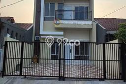 Rumah Luas Asri 4 KT Siap Pakai di Cikupa Citra Raya Tangerang Rumah Luas Asri 4 KT Siap Pakai di Cikupa Citra Raya Tangerang