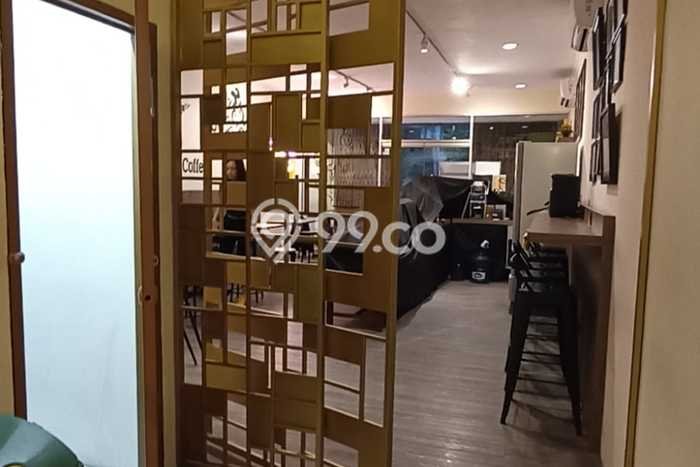 Ruko Dijual di Prime Area Bandung Luas 250m2 Ruko Dijual di Prime Area Bandung Luas 250m2