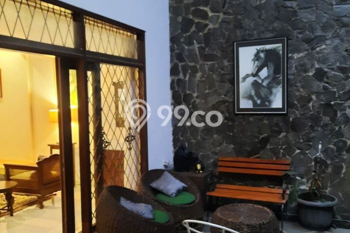 Dijual Cepat Rumah Bagus Siap Huni LB 240m2 di Antapani, Bandung Dijual Cepat Rumah Bagus Siap Huni LB 240m2 di Antapani, Bandung