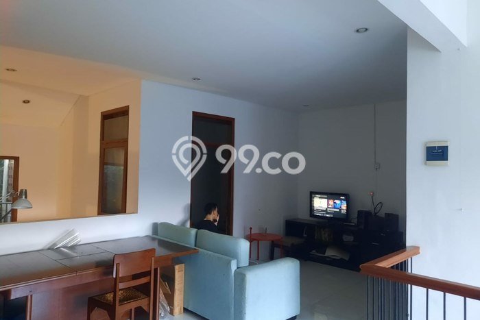 Dijual Cepat Rumah Bagus Siap Huni LB 240m2 di Antapani, Bandung Dijual Cepat Rumah Bagus Siap Huni LB 240m2 di Antapani, Bandung