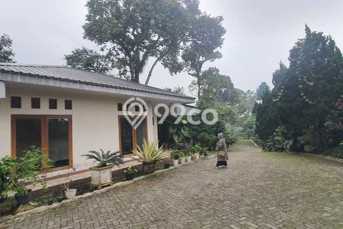 Unit Kantor Dijual di Bogor Barat Bogor Luas Tanah 5400m2, Luas Bangunan 2500m2 Unit Kantor Dijual di Bogor Barat Bogor Luas Tanah 5400m2, Luas Bangunan 2500m2