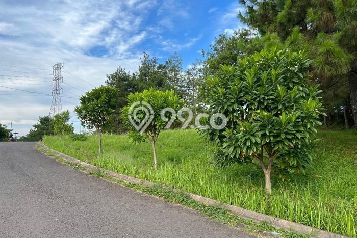 Tanah Kavling Dijual di Bandung dengan Spesifikasi 807m2 Tanah Kavling Dijual di Bandung dengan Spesifikasi 807m2