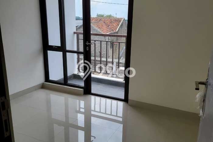 Rumah Minimalis 2 KT LT 100m2 di Gunung Batu Rumah Minimalis 2 KT LT 100m2 di Gunung Batu